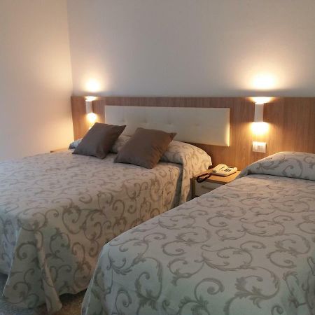 Hotel Niagara Marotta Bagian luar foto