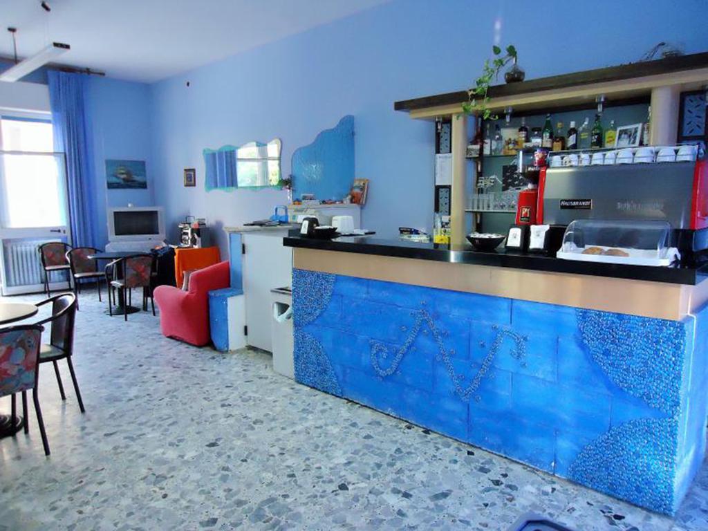 Hotel Niagara Marotta Bagian luar foto